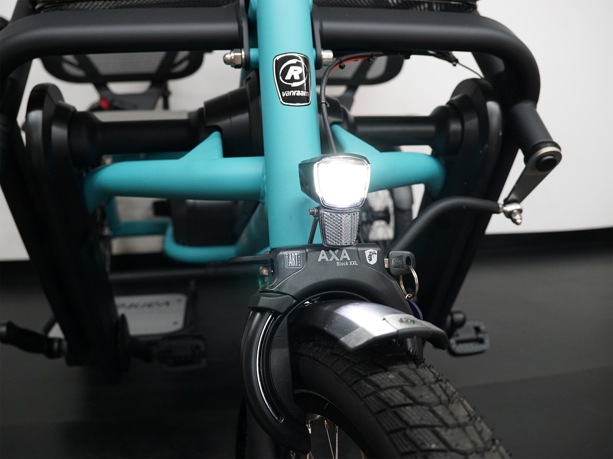 Vorderreifen mit Vorderlicht