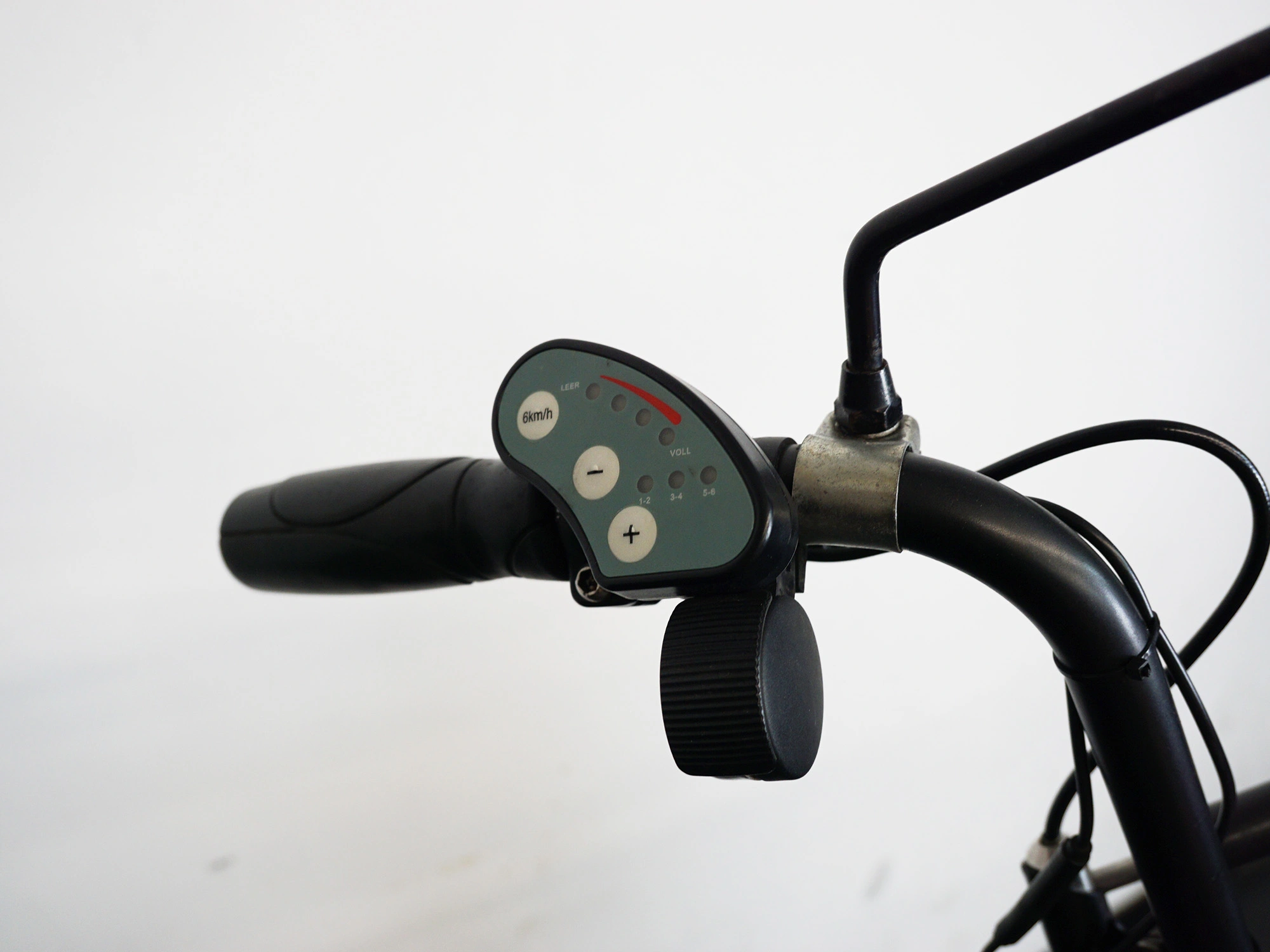 Bedienelement für Motor am Lenker