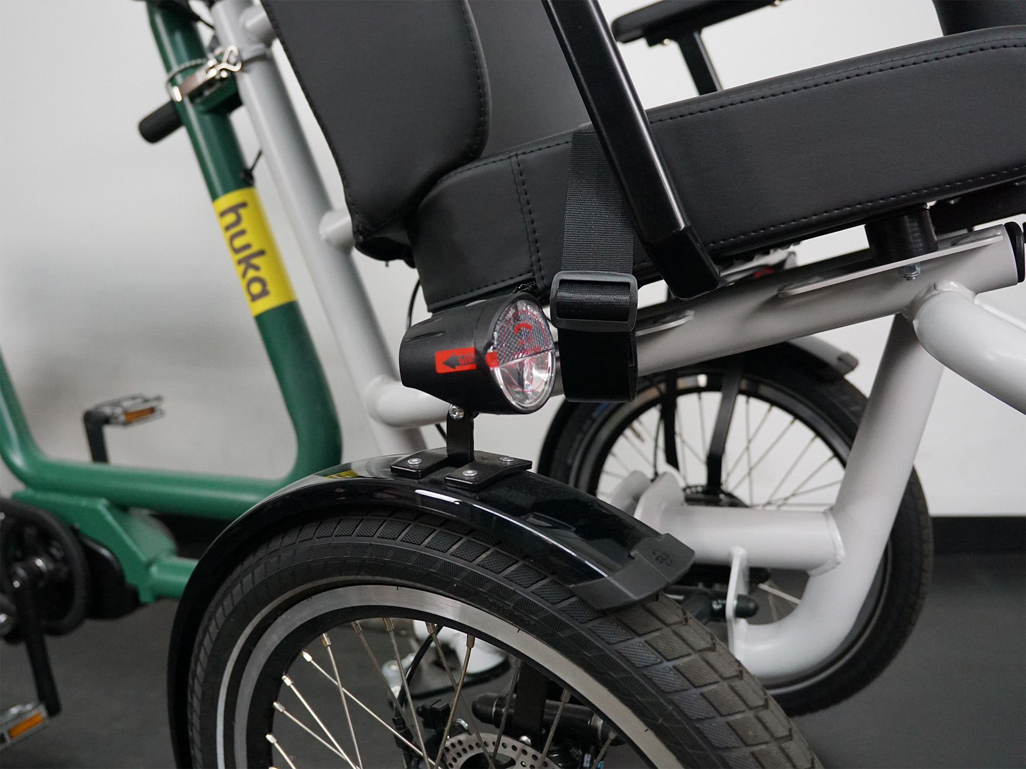 Rollstuhlräder mit Vorderlicht
