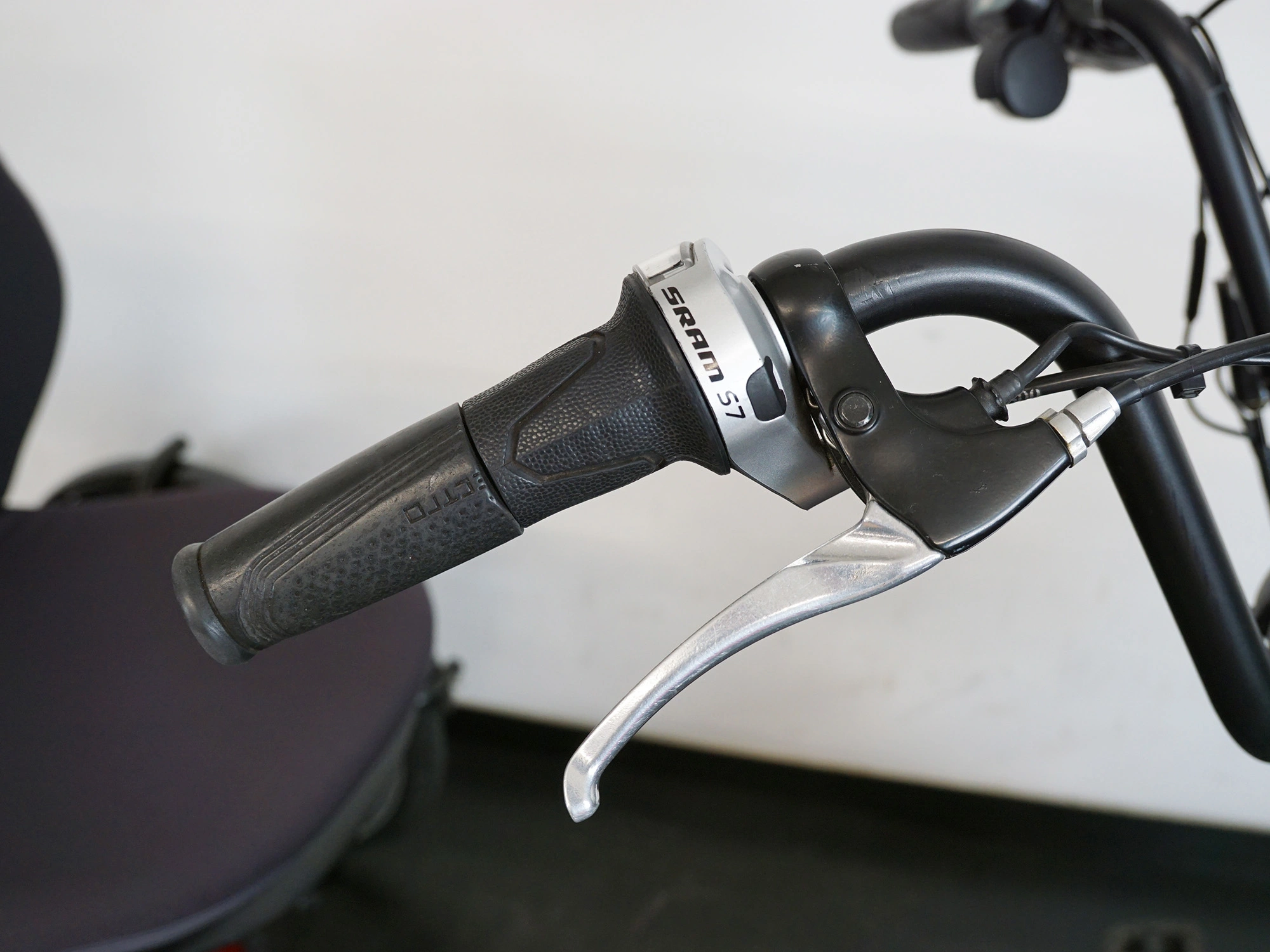 Schaltung am Lenker und Bremshebel